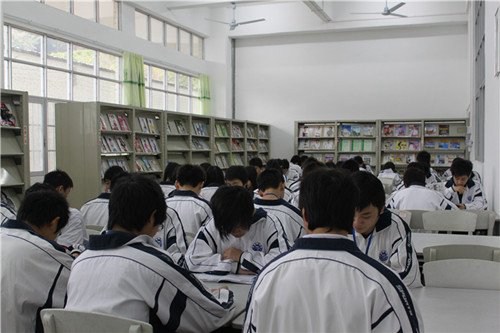挑选重庆市专科幼师学院的原因是什么?