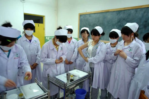 柳州市卫生职业学校2022年招收录取分数